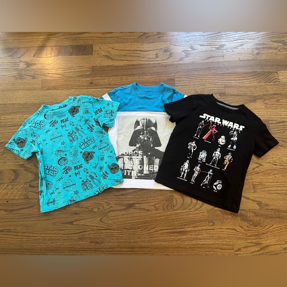 Star Wars Kids T-Shirts Black, Blue, White Lot of 3. Size 4-6 Boys Party Gift